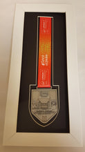 Load image into Gallery viewer, London Marathon 2018 2019 Medal Frame For Finisher&#39;s Medal
